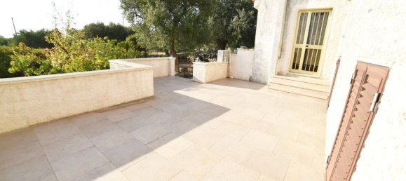 4 rooms House in Cisternino, Italy No. 41114 27