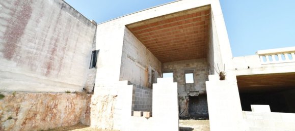 4 rooms House in Cisternino, Italy No. 41114 42