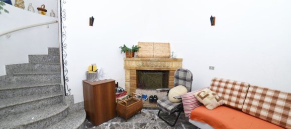 4 rooms House in Cisternino, Italy No. 41114 32