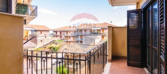 3 bedrooms Apartment in Aci Catena, Italy No. 274568 7