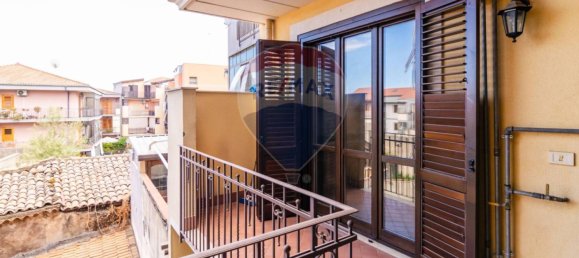 3 bedrooms Apartment in Aci Catena, Italy No. 274568 8