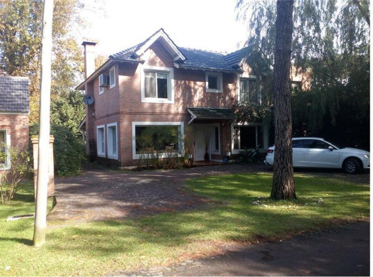 4 Schlafzimmer Haus in Pilar, Argentina, Nr. 9640