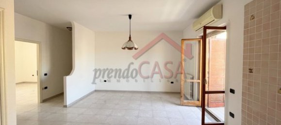 5 rooms Apartment in Vibo Valentia, Italy No. 186627 16
