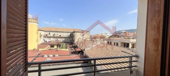 5 rooms Apartment in Vibo Valentia, Italy No. 186627 15