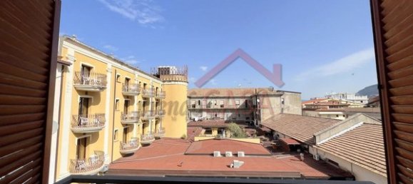 5 rooms Apartment in Vibo Valentia, Italy No. 186627 30