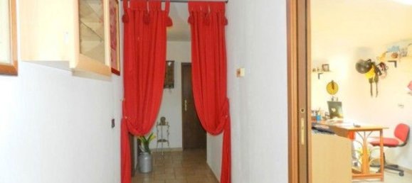 4غرفة شقة في Castellina Marittima, Italy رقم 130620 8