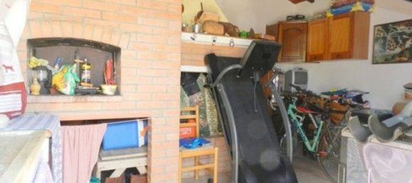 4غرفة شقة في Castellina Marittima, Italy رقم 130620 4