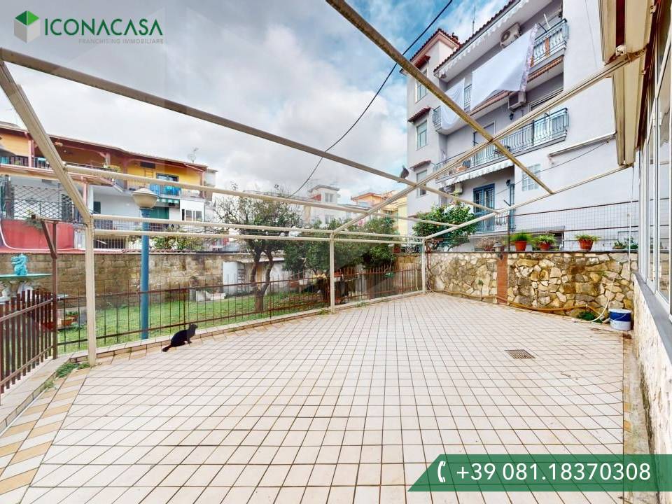 2-salle Appartement à Arzano, Italy No. 22066