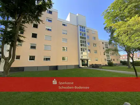 Квартира с 2 комнатами в Gunzburg, Германия № 286144