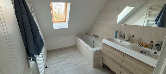 4 bedrooms House in Limetz-Villez, France No. 305173 7