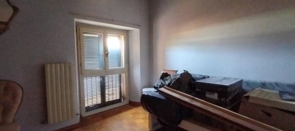 4 bedrooms Apartment in Pesaro, Italy No. 329958 9