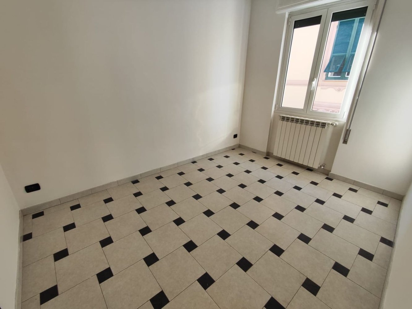 3غرفة شقة في Rapallo, Italy رقم 193190