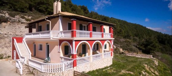 5 bedrooms Commercial property in Zakynthos, Greece No. 588 3