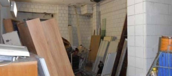 Gewerbliche Immobilie in Pomezia, Italy 111m², Nr. 99996 28