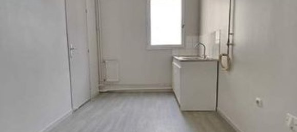 2 bedrooms Apartment in Tours, France No. 303839 2
