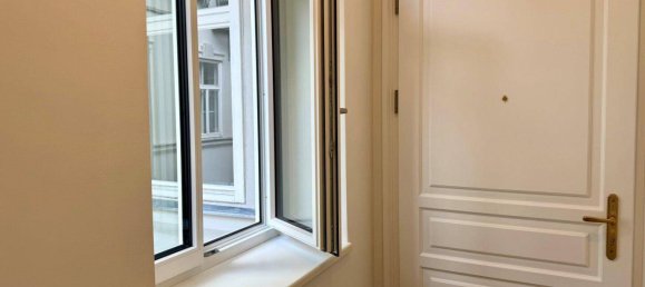 2 rooms Apartment in Josefstadt, Austria No. 216100 4