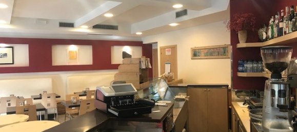 110m² Commercial property in Rimini, Italy No. 62056 10