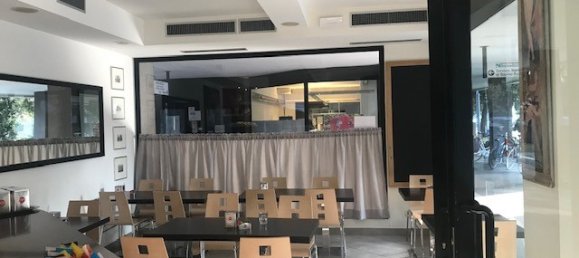 110m² Commercial property in Rimini, Italy No. 62056 5