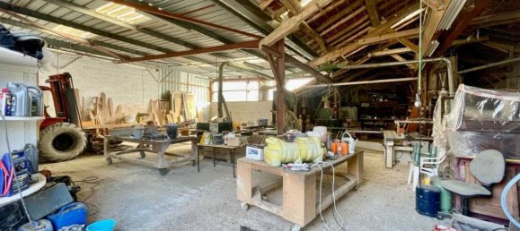 Коммерческая недвижимость 400м² в Ажен, Франция № 195672 4