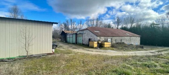 Коммерческая недвижимость 400м² в Ажен, Франция № 195672 3