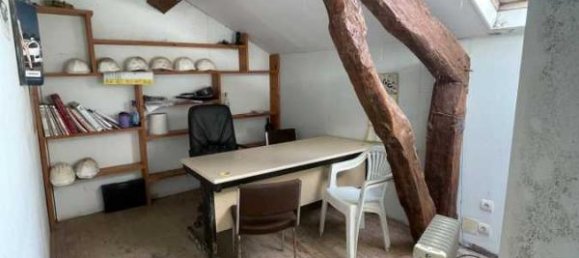 Коммерческая недвижимость 400м² в Ажен, Франция № 195672 9