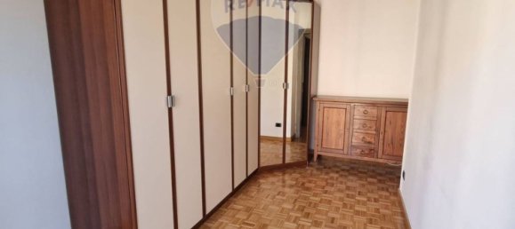 Квартира с 7 комнатами в Луино, Италия № 138486 14