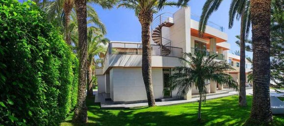7 bedrooms Villa in Torrevieja, Spain No. 8671 23