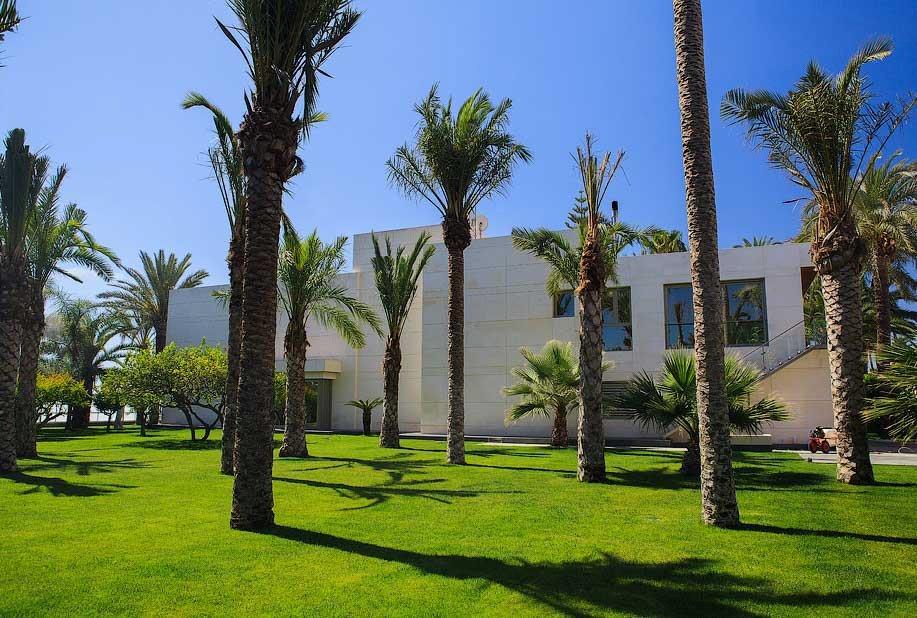 7 bedrooms Villa in Torrevieja, Spain No. 8671