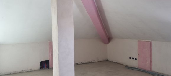 5 rooms Apartment in Asti, Italy No. 84527 29