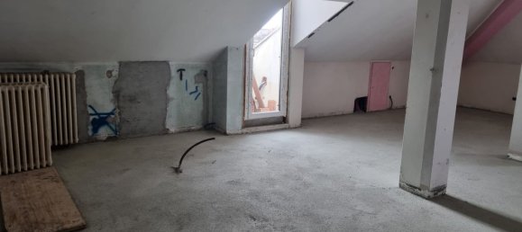 5 rooms Apartment in Asti, Italy No. 84527 21