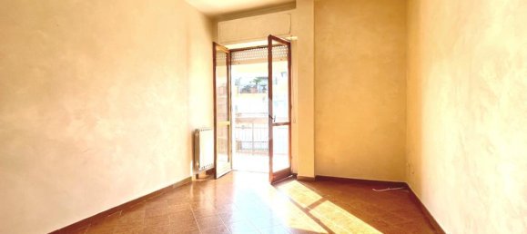 Квартира с 3 спальнями в Трани, Италия № 134418 6