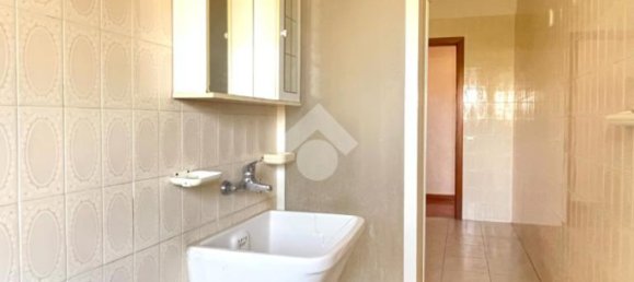 Квартира с 3 спальнями в Трани, Италия № 134418 24