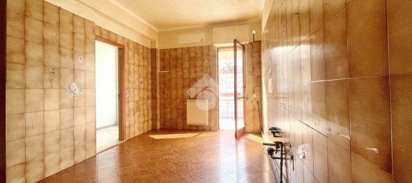 Квартира с 3 спальнями в Трани, Италия № 134418 5