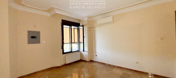 Квартира с 4 спальнями в Альбасете, Испания № 147777 32