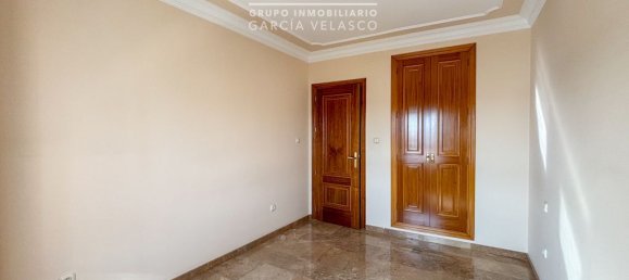 Квартира с 4 спальнями в Альбасете, Испания № 147777 26