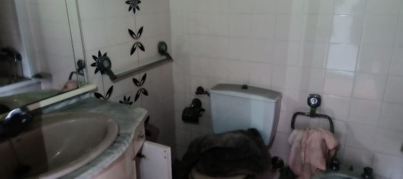 3 bedrooms Apartment in Oviedo, Spain No. 166397 3