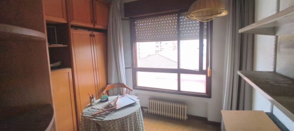 3 bedrooms Apartment in Oviedo, Spain No. 166397 7