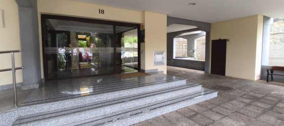 3 bedrooms Apartment in Oviedo, Spain No. 166397 4