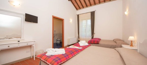 15 bedrooms Villa in Montale, Italy No. 296902 10