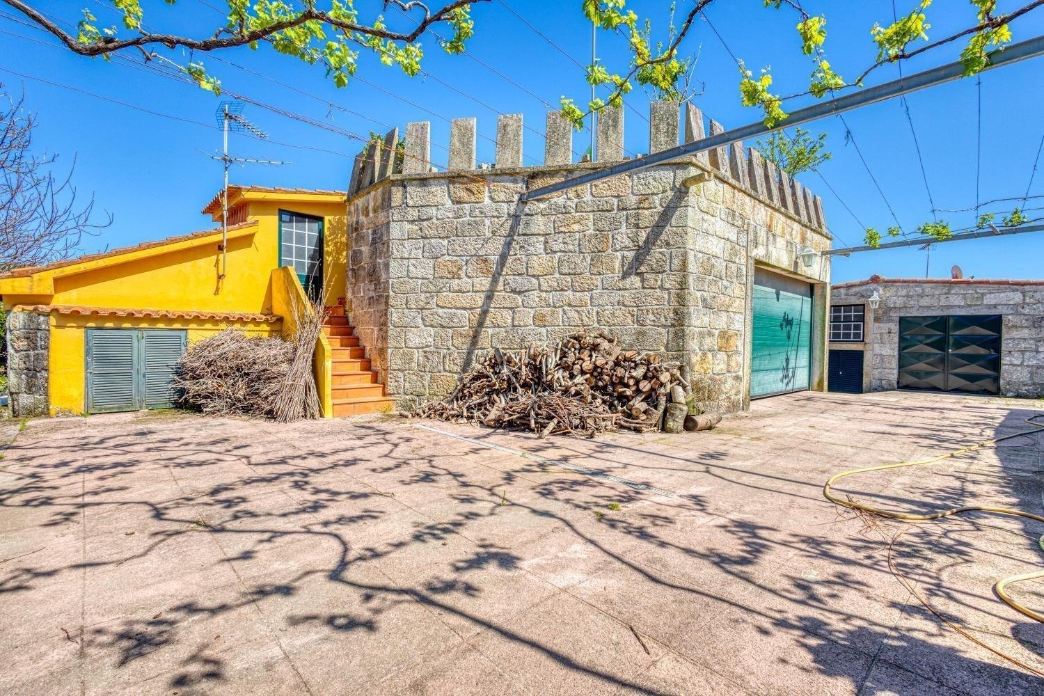 3 bedrooms Castles in Esposende, Portugal No. 284754