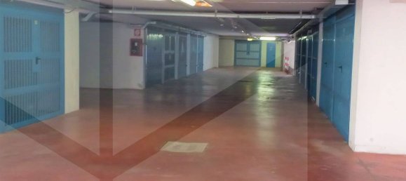 Garagem de 1 divisão em Bologna, Italy N.º 27521 5