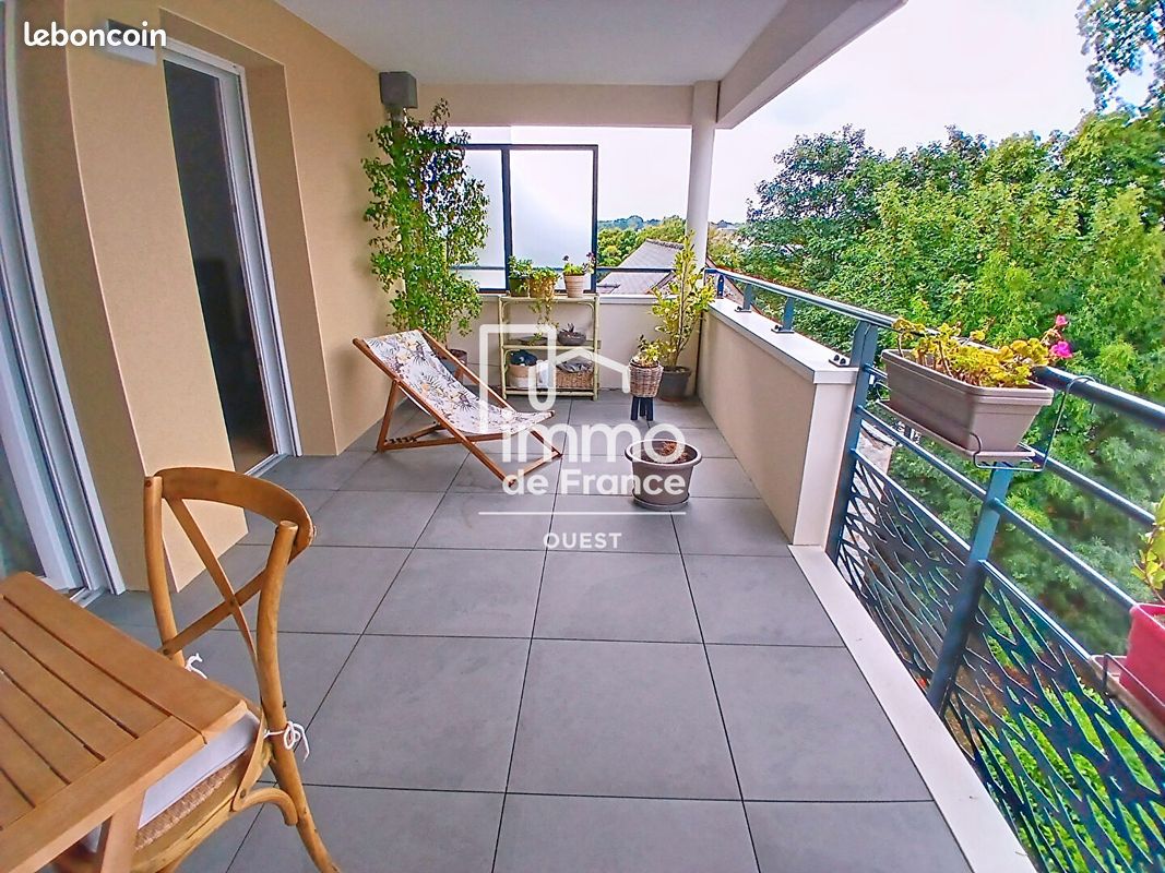 Apartamento de 2 dormitorios en Laval, France No. 362512