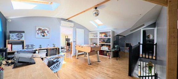 5 Schlafzimmer Haus in Chennevieres-sur-Marne, France, Nr. 328882 16