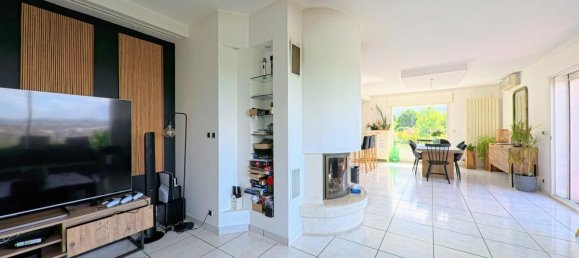 5 Schlafzimmer Haus in Chennevieres-sur-Marne, France, Nr. 328882 8