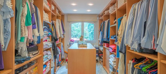 4 bedrooms Villa in Marbella, Spain No. 47922 4