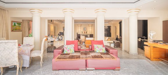 4 bedrooms Villa in Marbella, Spain No. 47922 32