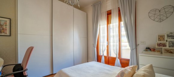5-Zimmer Wohnung in Naples, Italy, Nr. 263641 7