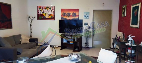 Apartamento de 3 habitaciónes en Giulianova, Italy No. 210754 3