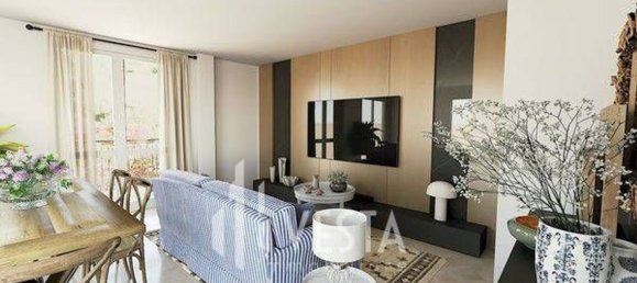 2 Schlafzimmer Wohnung in Merate, Italy, Nr. 365531 3