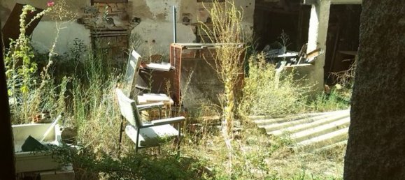 3 bedrooms House in Segovia, Spain No. 28971 2